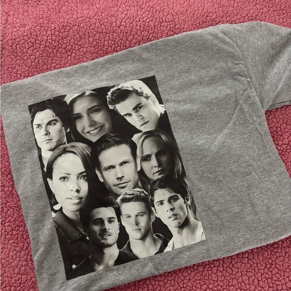 Gray Graphic Vampire Diaries Shirt - Picture 1 of 1